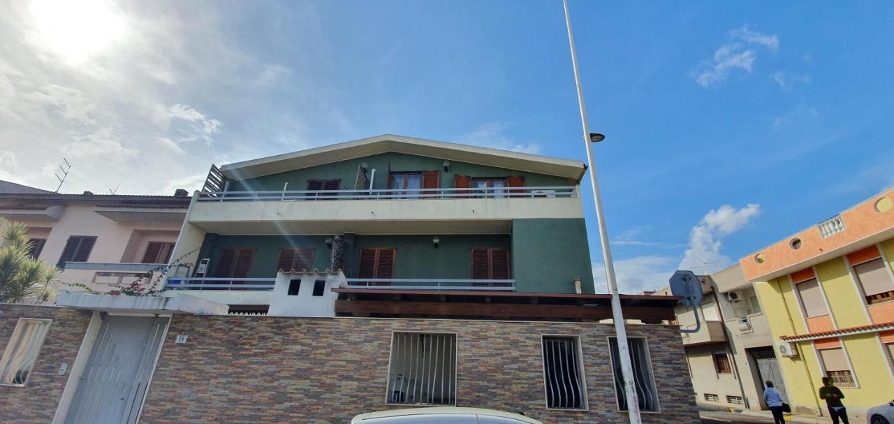 Quartu SantʼElena Em Holiday Apartment2 מראה חיצוני תמונה